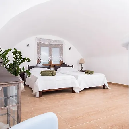 Hotel Zeus Akrotiri (Santorini)