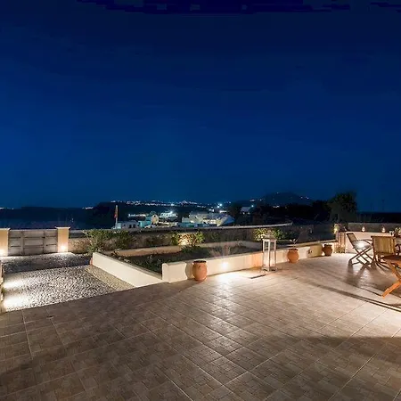 Zeus Hotel 4*